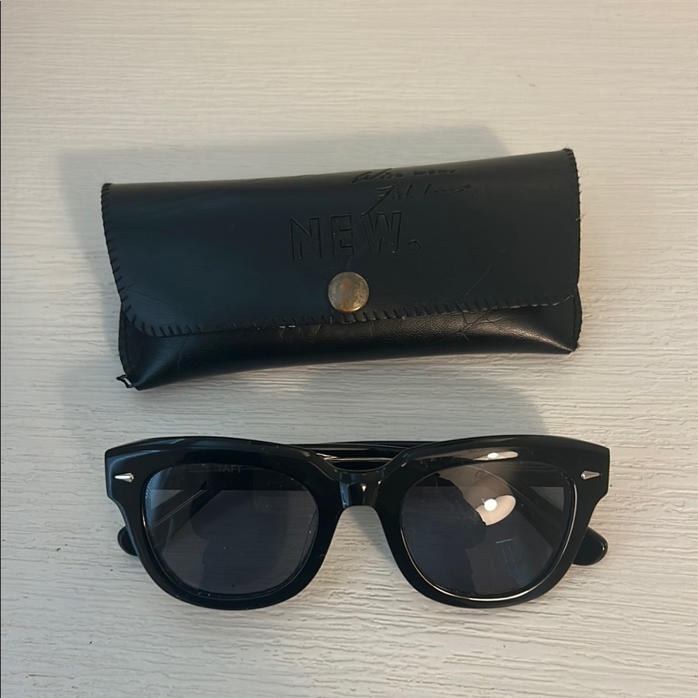 Black Sunglasses with Case